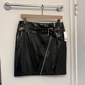 Bar III pleather mini skirt, black. Size medium